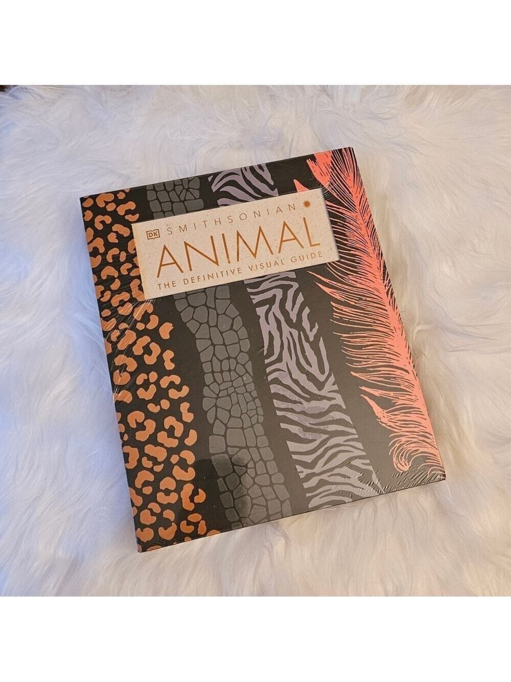 DK Smithsonian Animal The Definitive Visual Guide, Brand New Sealed, with Case